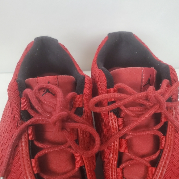 Air Jordan Future Low Red Sneakers 6Y - Picture 5 of 11